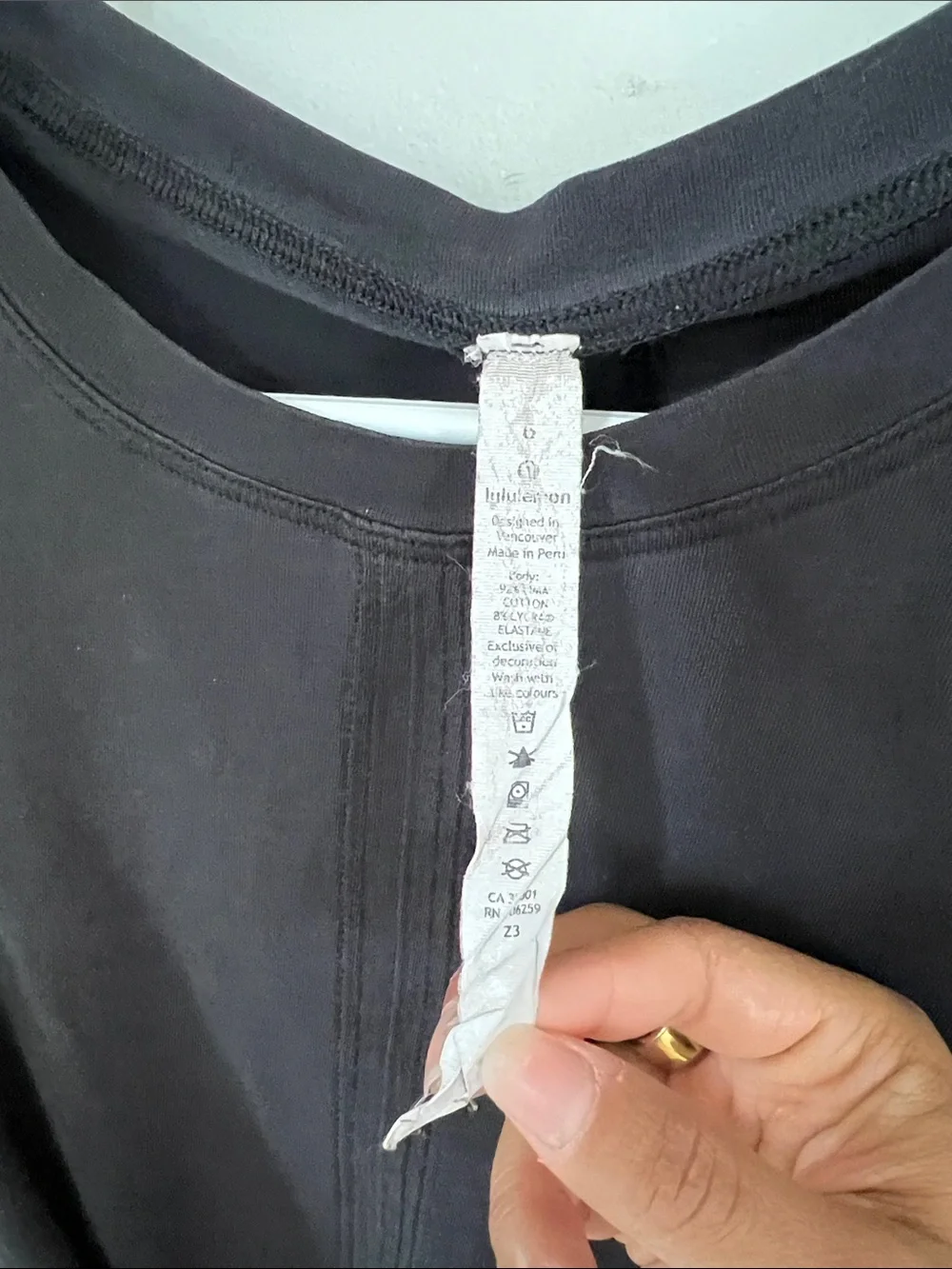 Lululemon time to restore long Sleeve tie shirt